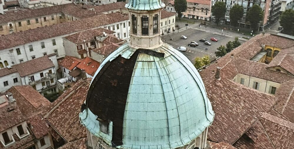 Vigevano agosto 2023 cupola Duomo danneggiata